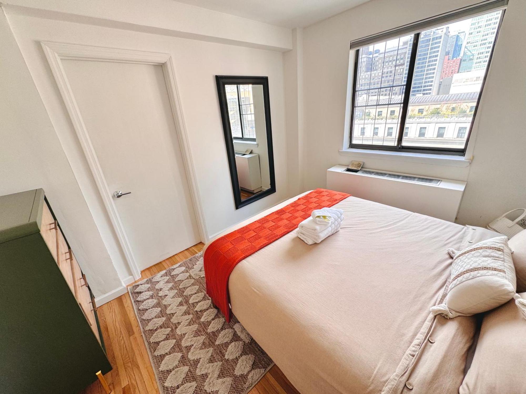 Stylish Duplex Penthouse With Large Outdoor Space Apartamento